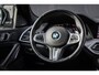 BMW X6 xDrive40i High Executive HUD | H&K | Pano | Luchtvering | 360 Camera | Stuurverwarming | Memory seats | Trekhaak | Adapt. Cruise Control + Zelfsturende functie