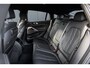BMW X6 xDrive40i High Executive HUD | H&K | Pano | Luchtvering | 360 Camera | Stuurverwarming | Memory seats | Trekhaak | Adapt. Cruise Control + Zelfsturende functie