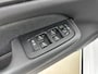 Volvo V60 T6 Recharge Ultra Dark | 19" | Sportstoelen | Trekhaak | Panoramadak | 360 Camera | Head-up | Harman Kardon | Elektr. verst. Stoelen | Full LED | Adaptieve Crusie | BLIS