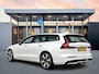 Volvo V60 T6 Recharge Ultra Dark | 19" | Sportstoelen | Trekhaak | Panoramadak | 360 Camera | Head-up | Harman Kardon | Elektr. verst. Stoelen | Full LED | Adaptieve Crusie | BLIS