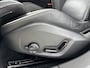 Volvo V60 T6 Recharge Ultra Dark | 19" | Sportstoelen | Trekhaak | Panoramadak | 360 Camera | Harman Kardon | Head-Up | Elektr. verst. Stoelen | Full LED | Adaptieve Cruise | BLIS