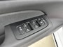 Volvo V60 T6 Recharge Ultra Dark | 19" | Sportstoelen | Trekhaak | Panoramadak | 360 Camera | Harman Kardon | Head-Up | Elektr. verst. Stoelen | Full LED | Adaptieve Cruise | BLIS