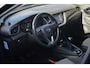 Opel Grandland X 1.2 130PK | Turbo Edition | Parkersensoren V + A | Cruise control | Afneembare trekhaak | Armsteun voor | 17 inch LMV | Airco | Buitenspiegels elektrisch verstel- en verwarmbaar | Buitenspiegels in carrosseriekleur