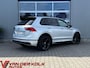 Volkswagen Tiguan 1.5 TSI R-Line In/Exterieur | LED | Digital Cockpit | Half Leder | CarPlay | Navigatie | Adaptive Cruise | Climate