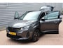 Peugeot 3008 1.2 PureTech Blue Lease GT O.a:  Afn. Haak, PDC, Camera, Stoelverw, Keyless, Etc. All-in prijs!