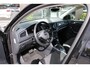 Volkswagen T-Roc 1.5 TSI Sport | AUTOMAAT | Navigatie | Adaptieve Cruise Control | Bluetooth | Climate Control | | Airco (automatisch) | Audioinstallatie met CD-speler | Bluetooth telefoonvoorbereiding