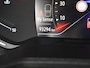 Renault Clio 1.0 TCe Initiale Paris 90pk | Lederen bekleding | Dodehoekdetectie | Bose audio | Navigatie | Keyless | Privacy glass | Camera achter | 17"LMV