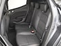 Renault Clio 1.0 TCe Initiale Paris 90pk | Lederen bekleding | Dodehoekdetectie | Bose audio | Navigatie | Keyless | Privacy glass | Camera achter | 17"LMV