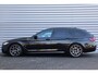 BMW 5-Serie Touring 530D 286PK HIGH EXECUTIVE M-SPORT / NAVI / LEDER / FULL-LED / CLIMA / PDC / 19" LMV / CAMERA / KEYLESS  / PANO. DAK / WINTERPAKKET / ADAPT. CRUISECONTROL / UNIEK / NIEUWSTAAT !!