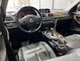 BMW 3-Serie 328i xDrive High Executive | Trekhaak | Bi-Xenon | Leder | PDC Voor + Achter | Cruise | 17 Inch