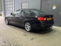 BMW 3-Serie 328i xDrive High Executive | Trekhaak | Bi-Xenon | Leder | PDC Voor + Achter | Cruise | 17 Inch