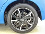 Toyota Yaris 1.5 Hybrid SkyBlue | Panoramadak | Trekhaak | Safety Pakket | LED | PDC voor en achter | Unieke Uitvoering |