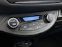 Toyota Yaris 1.5 Hybrid SkyBlue | Panoramadak | Trekhaak | Safety Pakket | LED | PDC voor en achter | Unieke Uitvoering |