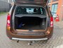 Dacia Duster 1.6 Lauréate 2wd Airco Leder Trekhaak Lage KM