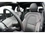 Volvo S60 B3 R-Design | Panoramadak | Stoelverwarming | Adaptive Cruise Control | Parkeerverwarming | BLIS | Parkeersensoren voor + achter | Parkeersensoren voor + achter | Parkeercamera | 19'' Lichtmetalen velgen |