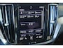 Volvo S60 B3 R-Design | Panoramadak | Stoelverwarming | Adaptive Cruise Control | Parkeerverwarming | BLIS | Parkeersensoren voor + achter | Parkeersensoren voor + achter | Parkeercamera | 19'' Lichtmetalen velgen |