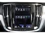 Volvo S60 B3 R-Design | Panoramadak | Stoelverwarming | Adaptive Cruise Control | Parkeerverwarming | BLIS | Parkeersensoren voor + achter | Parkeersensoren voor + achter | Parkeercamera | 19'' Lichtmetalen velgen |