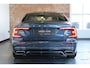 Volvo S60 B3 R-Design | Panoramadak | Stoelverwarming | Adaptive Cruise Control | Parkeerverwarming | BLIS | Parkeersensoren voor + achter | Parkeersensoren voor + achter | Parkeercamera | 19'' Lichtmetalen velgen |