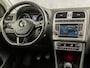 Volkswagen Polo 1.2 TSI Sportline (NAVIGATIE, CLIMATE, STOELVERWARMING, GETINT GLAS, SPORTSTOELEN, LM VELGEN, MULTIFUNCTIONEEL STUURWIEL, PARKEERSENSOREN, NIEUWSTAAT)
