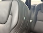 Volvo V90 T8 Plug-in hybrid AWD Ultra Dark | Bowers & Wilkins Premium Audio | Luchtvering | Gelamineerde zijruiten | Semi-Electrische wegklapbare trekhaak | 20" Lichtmetalen velgen | Massage in voorstoelen | Stoelventilatie | Stoelverwarming | 360° Parkeercamera