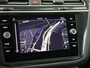 Volkswagen Tiguan 1.4 TSI eHybrid Life Business | SoH 95% | Keyless | Dodehoek detectie | Navigatie | Achteruitrijcamera | Adaptieve cruise control | Elektrische achterklep | CarPlay | 3-zone airco |