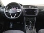 Volkswagen Tiguan 1.4 TSI eHybrid Life Business | SoH 95% | Keyless | Dodehoek detectie | Navigatie | Achteruitrijcamera | Adaptieve cruise control | Elektrische achterklep | CarPlay | 3-zone airco |