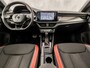 Skoda Kamiq 1.0 TSI Monte Carlo Automaat (PANORAMADAK, VIRTUAL COCKPIT, KUIPSTOELEN, APPLE CARPLAY, CAMERA, GETINT GLAS, ADAPTIVE CRUISE, KEYLESS, NIEUWSTAAT)