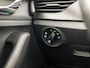 Skoda Kamiq 1.0 TSI Monte Carlo Automaat (PANORAMADAK, VIRTUAL COCKPIT, KUIPSTOELEN, APPLE CARPLAY, CAMERA, GETINT GLAS, ADAPTIVE CRUISE, KEYLESS, NIEUWSTAAT)