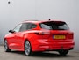 Ford Focus Wagon 1.0 EcoBoost Hybrid ST Line X 155 Pk Automaat Navi / DAB / Apple Carplay / Winterpakket / Pano-dak / Trekhaak