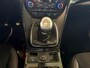 Ford Kuga 1.5 EcoBoost ST Line Handgeschakeld - Parkeersensoren - Dealeronderhouden - All Season banden