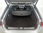 Mercedes-Benz CLA Shooting Brake 180 Business Solution AMG(Goed ondH, SfeerVerlichting, Navi Groot, StoelV, Carplay, Etc)