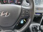 Hyundai i10 1.0i Premium 5p. | Navigatie | Automatische Airco | Stoel en stuurverwarming | Cruise Control | Lichtmetalen velgen |