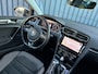 Volkswagen Golf 1.5 TSI Highline Business R | Panodak | Groot Navi | Trekhaak afnb. | Keyless | Prijs Rijklaar!!