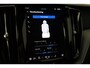 Volvo XC60 T6 Plug-in hybrid Ultra Black Edition | ACC | Luchtvering | Bowers&Wilkins | 360° Camera | Stoelmassage | Panoramadak | Head-Up