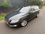 Volvo V70 1.6 D2 Nordic+ / AUTOMAAT / LEER / SCHUIFDAK / NAVI / CRUISE