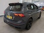 Volkswagen Tiguan 1.5 TSI 150pk Automaat R-Line Business+ | Panoramadak | Leder | Trekhaak | Winter en Assistentie pakket | H & K