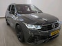 Volkswagen Tiguan 1.5 TSI 150pk Automaat R-Line Business+ | Panoramadak | Leder | Trekhaak | Winter en Assistentie pakket | H & K