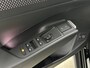 Volkswagen T-Roc 1.5 eTsi R-Line First Edition | IQ light | Pano | Trekhaak |
