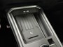 Volkswagen T-Roc 1.5 eTsi R-Line First Edition | IQ light | Pano | Trekhaak |