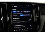 Volvo XC60 T6 Plug-in hybrid Ultra Black Edition | ACC | Luchtvering | Trekhaak | Bowers&Wilkins | 360° Camera | Stoelmassage | Panoramadak | Head-Up