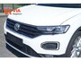 Volkswagen T-Roc 1.5 TSi Sport Trekhaak | LED | PDC | Camera | Stoel + Stuurverw. | ACC | Virtual Automaat