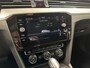 Volkswagen Passat Variant 1.5 TSI Comfort Business PANO TREKHAAK.