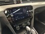 Volkswagen Passat Variant 1.5 TSI Comfort Business PANO TREKHAAK.