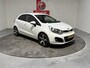 Kia Rio 1.2 CVVT Super Pack, Clima, Cruise, Camera, 100% onderhouden, 1e eigenaar, Navigatie, Blue tooth, Parkeersensoren, Isofix, Incl apk, beurt, 3 mnd garantie