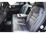 Volvo V60 T6 350PK Automaat Plug-in hybrid AWD Plus Dark / Navigatie / 360 Camera / Harman Kardon / Stuur & Stoelverwarming / LM Velgen / Trekhaak