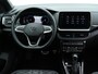 Volkswagen T-Cross 1.0 TSI R-Line Edition | Afneembare trekhaak | Stoelverwarming | Achteruitrijcamera | Apple carplay / Android auto | Keyless entry |
