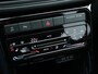 Volkswagen T-Cross 1.0 TSI R-Line Edition | Afneembare trekhaak | Stoelverwarming | Achteruitrijcamera | Apple carplay / Android auto | Keyless entry |