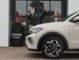 Volkswagen T-Cross 1.0 TSI R-Line Edition | Afneembare trekhaak | Stoelverwarming | Achteruitrijcamera | Apple carplay / Android auto | Keyless entry |
