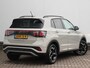 Volkswagen T-Cross 1.0 TSI R-Line Edition | Afneembare trekhaak | Stoelverwarming | Achteruitrijcamera | Apple carplay / Android auto | Keyless entry |
