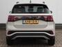 Volkswagen T-Cross 1.0 TSI R-Line Edition | Afneembare trekhaak | Stoelverwarming | Achteruitrijcamera | Apple carplay / Android auto | Keyless entry |